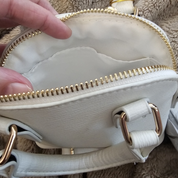 NWT BEBE GIANNA MICRO DOME SATCHEL - Picture 7 of 8